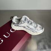 Uubags Gucci cub3d sneaker in white and silver  - 3