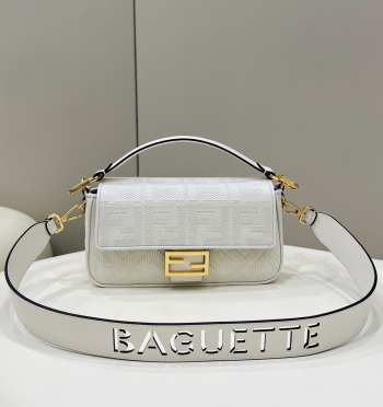 Uubags Fendi Baguette Bag In White Canvas 28x6.5x13.5cm