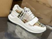 Uubags Burberry Checked Lace-Up Sneakers In White - 4