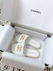 Uubags Chanel flat in white - 6