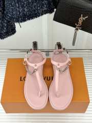 Uubags Louis Vuitton flip flop in pink - 3