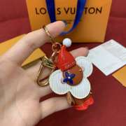 Uubags Louis Vuitton M02212 Vivienne Xmas Keychains and Bag Accessorie White - 1