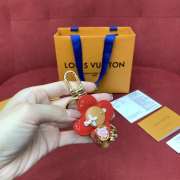 Uubags Louis Vuitton M02212 Vivienne Xmas Keychains and Bag Accessorie Red - 3