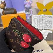 Uubags Louis Vuitton M13420 New LV x TM Lisa Wallet 9x11.5x1.5cm - 2