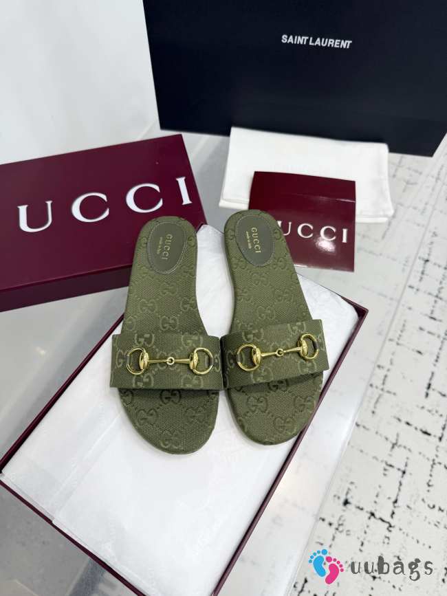 Uubags Gucci slide sandal crafted in GG canvas green - 1