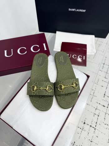 Uubags Gucci slide sandal crafted in GG canvas green