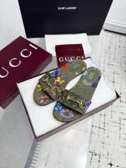 Uubags Gucci slide sandal with Horsebit green and multicolor canvas with floral print - 3