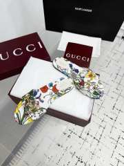 Uubags Gucci slide sandal with Horsebit white and multicolor canvas with floral print - 4