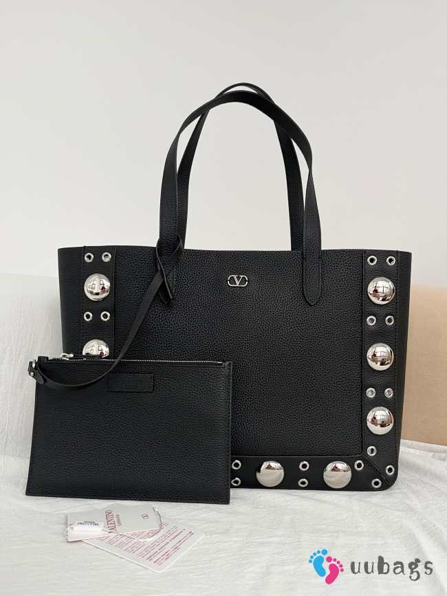 Uubags Valentino Garavani Nellcôte shopping bag in black 40x30x13cm - 1