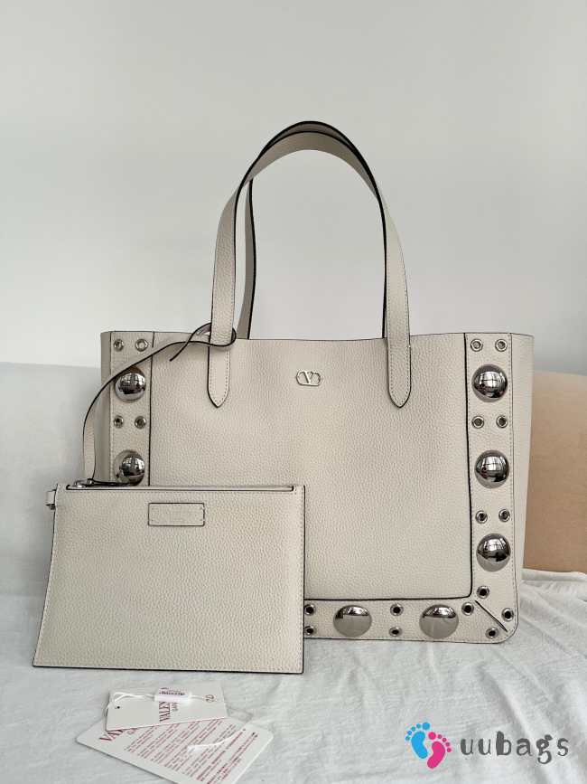 Uubags Valentino Garavani Nellcôte shopping bag in white 40x30x13cm - 1