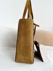 Uubags Valentino Garavani Nellcôte Small embellished suede shopping bag in light brown 40x30x13cm - 3