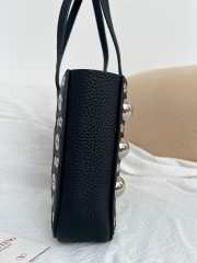 Uubags Valentino Small Garavani Nellcôte shopping bag black 21x16x5cm - 6