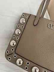 Uubags Valentino Small Garavani Nellcôte shopping bag grey 21x16x5cm - 3