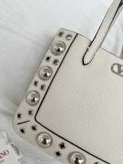 Uubags Valentino Small Garavani Nellcôte shopping bag white 21x16x5cm - 6