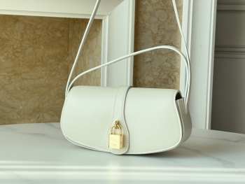 Uubags Celine Clutch On Strap Tabou In Triomphe Canvas And Calfskin White 18x8x5cm