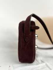 Uubags Valentino Garavani Nellcôte Shoulder Bag In Dark Chocolate Suede 23x16x6cm - 2