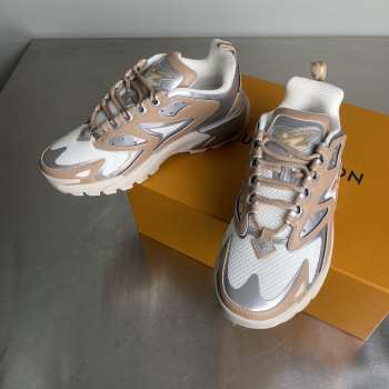 Uubags Louis Vuitton Men's Runner Tatic Sneakers 01