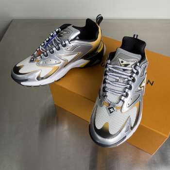 Uubags Louis Vuitton Men's Runner Tatic Sneakers 05
