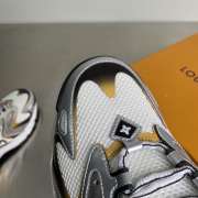 Uubags Louis Vuitton Men's Runner Tatic Sneakers 05 - 3