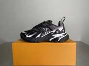 Uubags Louis Vuitton Men's Runner Tatic Sneakers 06 - 5