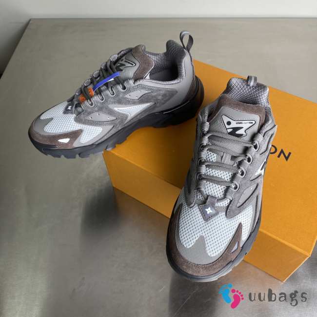 Uubags Louis Vuitton Men's Runner Tatic Sneakers 08 - 1