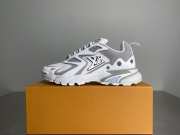 Uubags Louis Vuitton Men's Runner Tatic Sneakers 12 - 5