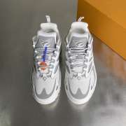 Uubags Louis Vuitton Men's Runner Tatic Sneakers 12 - 3