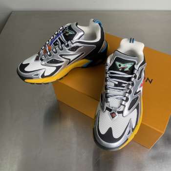 Uubags Louis Vuitton Men's Runner Tatic Sneakers 14