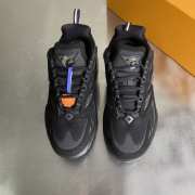 Uubags Louis Vuitton Men's Runner Tatic Sneakers 17 - 2