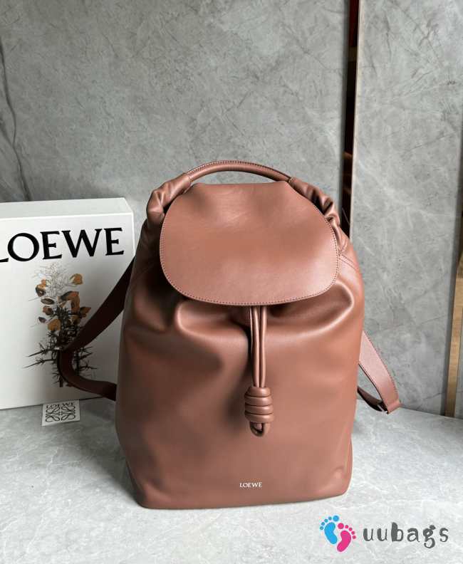 Uubags Loewe Flamenco backpack in brownie shiny supple calfskin 36x16x40cm - 1