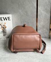 Uubags Loewe Flamenco backpack in brownie shiny supple calfskin 36x16x40cm - 2