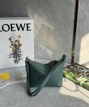 Uubags Loewe Puzzle Fold pouch in green shiny nappa calfskin 23x6.5x15.5cm - 5