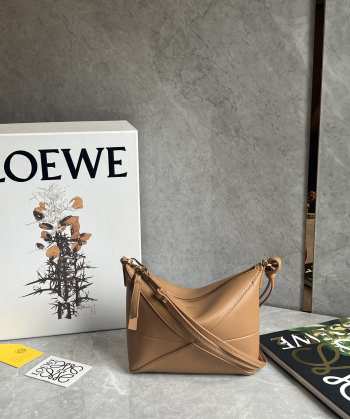 Uubags Loewe Puzzle Fold pouch in brown shiny nappa calfskin 23x6.5x15.5cm