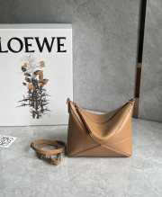 Uubags Loewe Puzzle Fold pouch in brown shiny nappa calfskin 23x6.5x15.5cm - 5