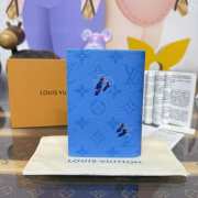 Uubags Louis Vuitton M14876 Passport Wallet In Pool Blue 10x14x2.5cm - 6
