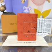 Uubags Louis Vuitton M14877 Passport Cover Tennis Clay 10x14x2.5cm - 6