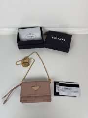 Uubags Prada leather card holder with shoulder strap in rosy blush 11.5x8x2.5cm - 1