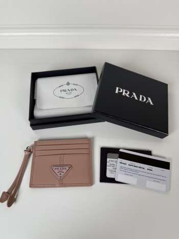 Uubags Prada leather card holder in rosy blush 11.2x8.5cm