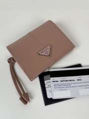 Uubags Prada small leather wallet in rosy blush 8.5x10cm  - 5