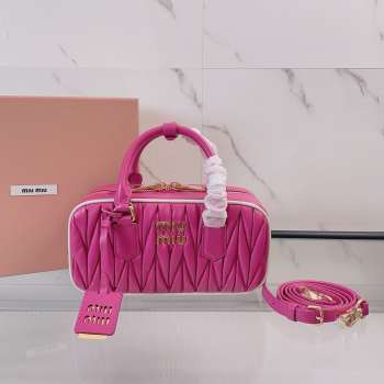 Uubags Miu Miu Arcadie matelassé nappa leather bag in pink 22x10.5x7.5cm