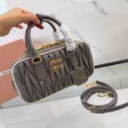 Uubags Miu Miu Arcadie matelassé nappa leather bag in grey 22x10.5x7.5cm - 3