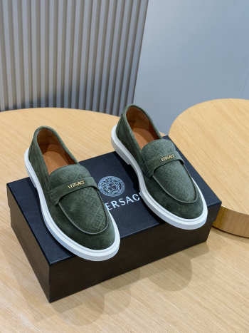 Uubags Versace Men's Giuliano Suede Loafers In Green