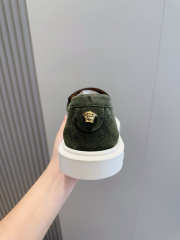 Uubags Versace Men's Giuliano Suede Loafers In Green - 6