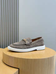 Uubags Versace Men's Giuliano Suede Loafers In Light Brown - 5
