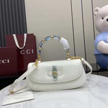 Uubags Gucci Bamboo Diva medium bag in white 26.6x13x8cm