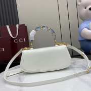 Uubags Gucci Bamboo Diva medium bag in white 26.6x13x8cm - 4