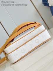 Uubags Louis Vuitton M14682 Nil Bag Off-White 25x17.5x11cm - 5