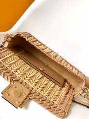 Uubags Fendi Sand and Brown Leather Interlaced Baguette Bag 27x6.5x15cm - 5
