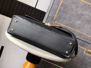 Uubags Chanel Maxi Flap Bag With Top Handle Calfskin & Gold-Tone Metal Black 26x37x10cm - 4