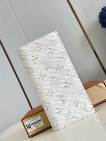 Uubags Louis Vuitton M15156 Brazza Wallet Monogram Heritage Canvas Off-White 10x19x2cm